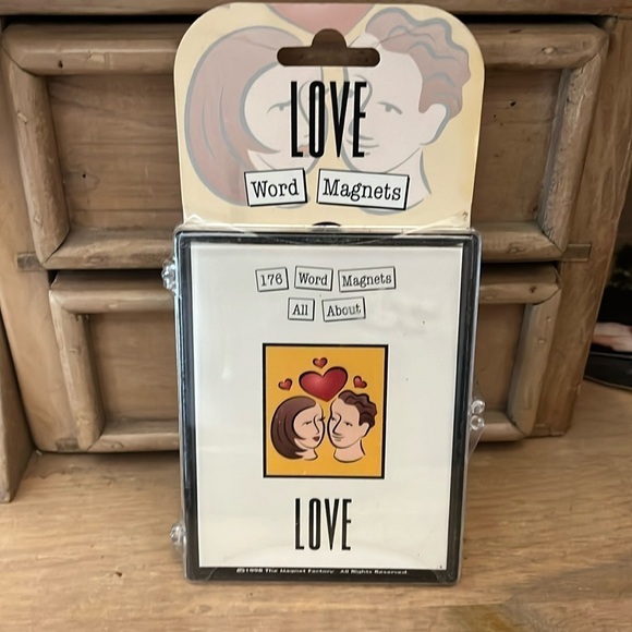 Vintage Love Word Magnets by The Magnet Factory 176 Magnets About Love 1998 NWT - Picture 1 of 5